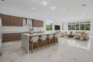 2440 SW 122nd Ter, Davie, FL 33325 - Photo 4