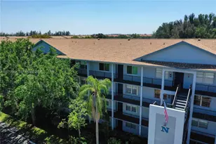 12500 SW 6th St, Pembroke Pines, FL 33027 - Photo 28