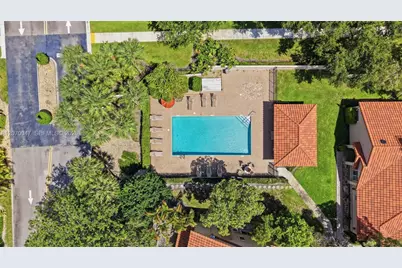 10852 Cypress Glen Dr, Coral Springs, FL 33071 - Photo 4