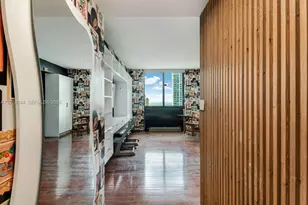 335 S Biscayne Blvd, Miami, FL 33131 - Photo 20