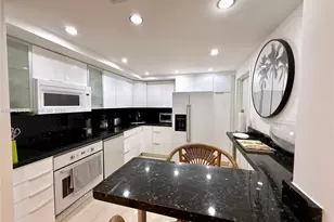 210 Seaview Dr, Key Biscayne, FL 33149 - Photo 8