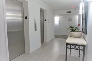 210 Seaview Dr, Key Biscayne, FL 33149 - Photo 4