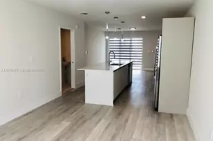 2505 NE 193 St, Aventura, FL 33180 - Photo 10