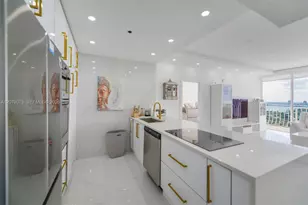 7601 E Treasure Dr, North Bay Village, FL 33141 - Photo 6