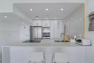 7601 E Treasure Dr, North Bay Village, FL 33141 - Photo 4