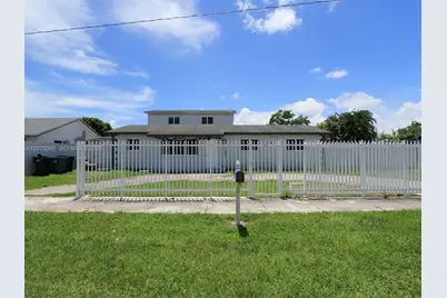 11460 SW 224th St, Miami, FL 33170 - Photo 2