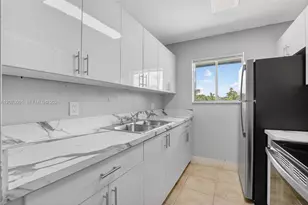 2201 Catherine Dr, Delray Beach, FL 33445 - Photo 4
