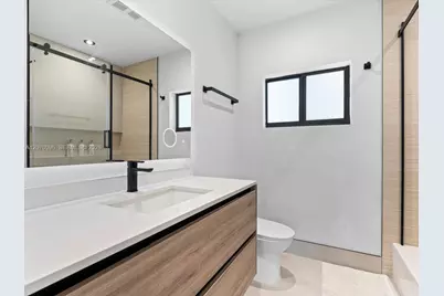 14324 Garden Dr, Miami, FL 33168 - Photo 18