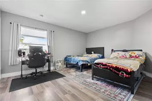 401 NW Kilpatrick Ave, Port Saint Lucie, FL 34983 - Photo 18