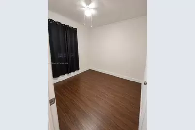 9229 W 33rd Way, Hialeah, FL 33018 - Photo 16