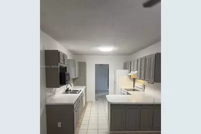 19920 SW 118th Pl, Miami, FL 33177 - Photo 6