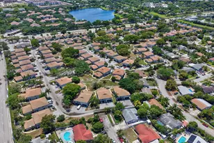 2107 Catherine Dr, Delray Beach, FL 33445 - Photo 10