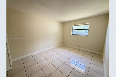 333 NW 2nd Ave #5, Hallandale Beach, FL 33009 - Photo 16