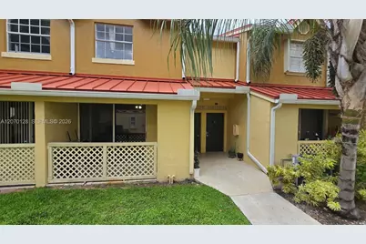 18332 NW 68th Ave #H, Hialeah, FL 33015 - Photo 8