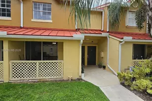 18332 NW 68th Ave, Hialeah, FL 33015 - Photo 8