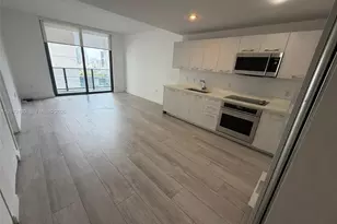 55 SW 9th St, Miami, FL 33130 - Photo 2