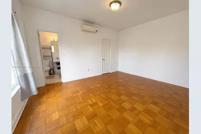 4035 N Meridian Ave #305, Miami Beach, FL 33140 - Photo 6