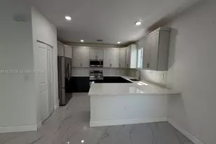 1409 SE 26th Ter, Homestead, FL 33035 - Photo 6