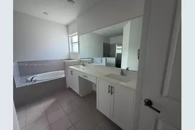 1409 SE 26th Ter #1409, Homestead, FL 33035 - Photo 30