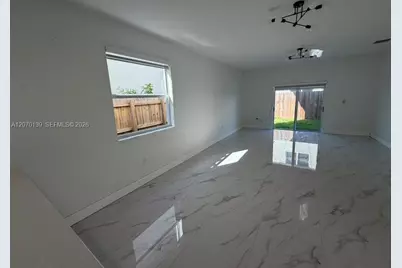 1409 SE 26th Ter #1409, Homestead, FL 33035 - Photo 4