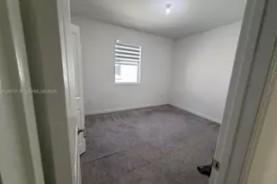 1409 SE 26th Ter, Homestead, FL 33035 - Photo 14