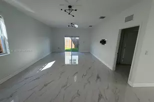 1409 SE 26th Ter, Homestead, FL 33035 - Photo 10