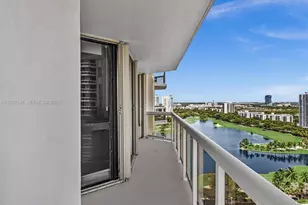20185 E Country Club Dr, Aventura, FL 33180 - Photo 22