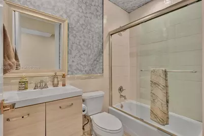 3828 Pine Lake Dr, Weston, FL 33332 - Photo 100