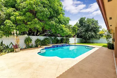 15735 SW 153rd Ave, Miami, FL 33187 - Photo 40