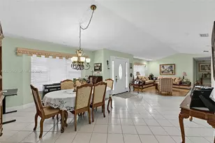 15735 SW 153rd Ave, Miami, FL 33187 - Photo 12