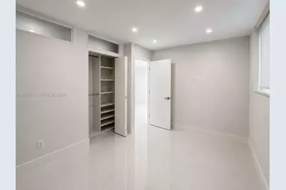 19390 Collins Ave #908, Sunny Isles Beach, FL 33160 - Photo 8