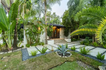 10901 NE 3rd Ave, Miami, FL 33161 - Photo 30
