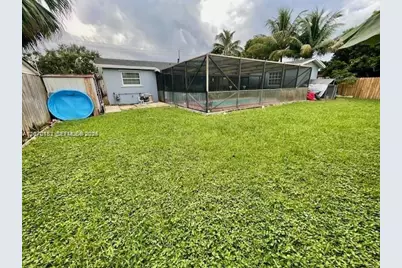 10891 N Snapper Creek Dr, Miami, FL 33173 - Photo 24