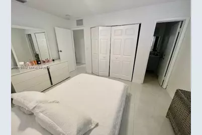 10891 N Snapper Creek Dr, Miami, FL 33173 - Photo 8