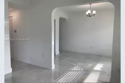 7207 Bay Dr #23, Miami Beach, FL 33141 - Photo 8