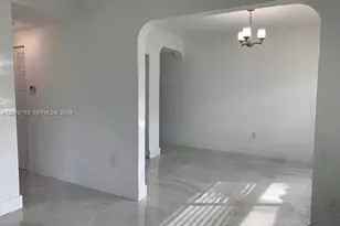 7207 Bay Dr, Miami Beach, FL 33141 - Photo 8