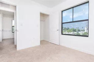 302 NE 1st Dr, Florida City, FL 33034 - Photo 34