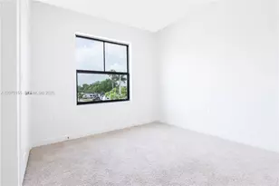 302 NE 1st Dr, Florida City, FL 33034 - Photo 28