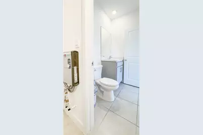 302 NE 1st Dr #302, Florida City, FL 33034 - Photo 14