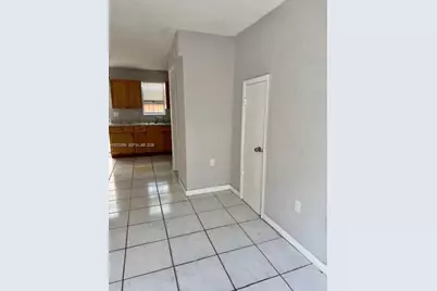 927 NW 7th Ct #3, Miami, FL 33136 - Photo 4