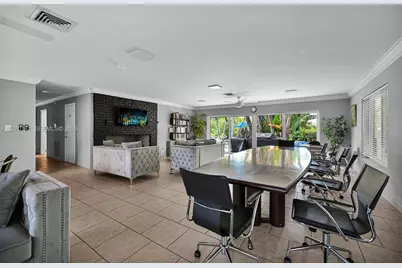 1920 NE 1st Ter #109H, Wilton Manors, FL 33305 - Photo 22