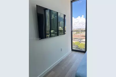 20 NE 11 St #1204, Miami, FL 33132 - Photo 18