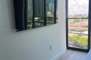 20 NE 11th St, Miami, FL 33132 - Photo 18