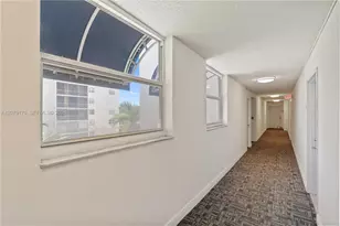 2821 N Miami Beach Blvd, North Miami Beach, FL 33160 - Photo 16