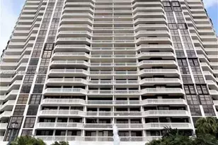 1000 W Island Blvd, Aventura, FL 33160 - Photo 82