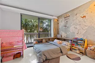 1000 W Island Blvd, Aventura, FL 33160 - Photo 32