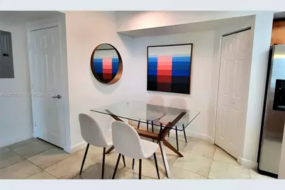 1723 SW 2nd Ave #1007, Miami, FL 33129 - Photo 4