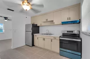 124 SE 2nd Terrace, Hallandale Beach, FL 33009 - Photo 8