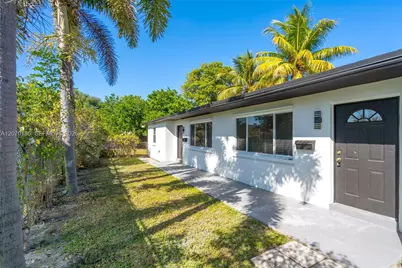 124 SE 2nd Ter #1-2, Hallandale Beach, FL 33009 - Photo 1