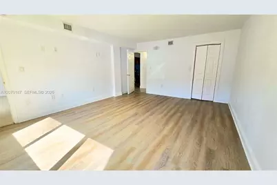 6990 NW 186th St #4-111, Hialeah, FL 33015 - Photo 8